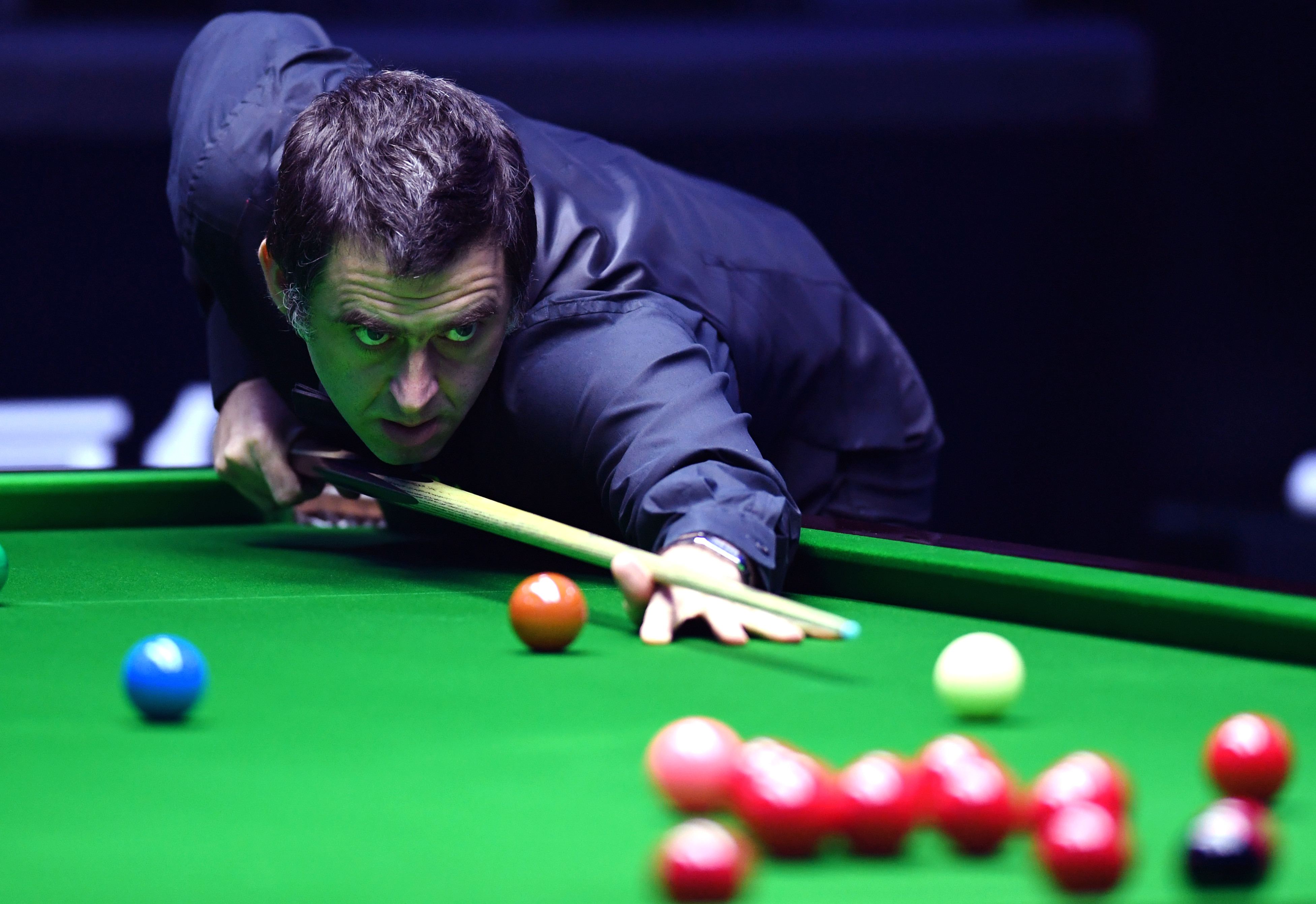 他不仅担任 他不仅担任