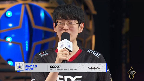 危机初显 危机初显