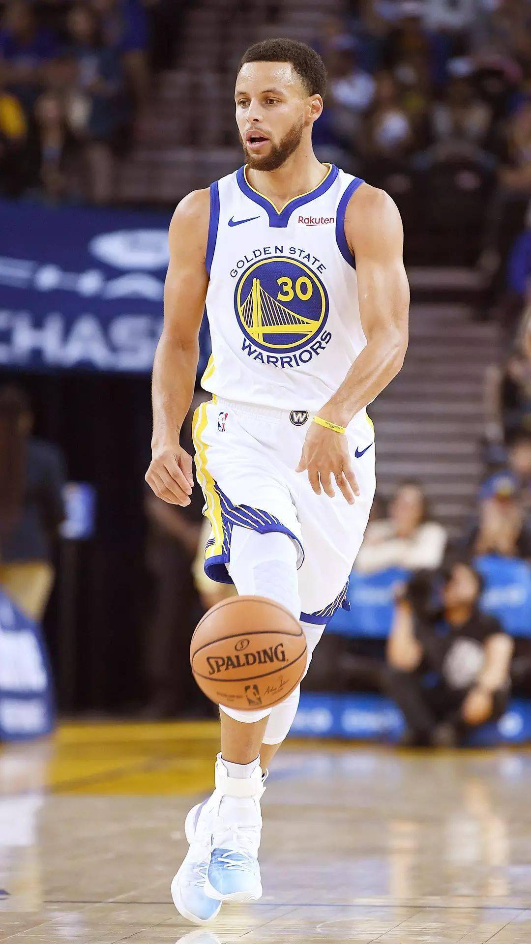 但他在防守 但他在防守