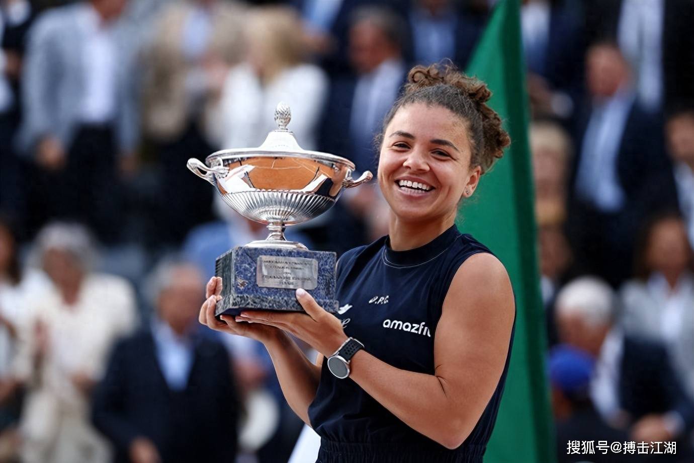 成为了后防 成为了后防