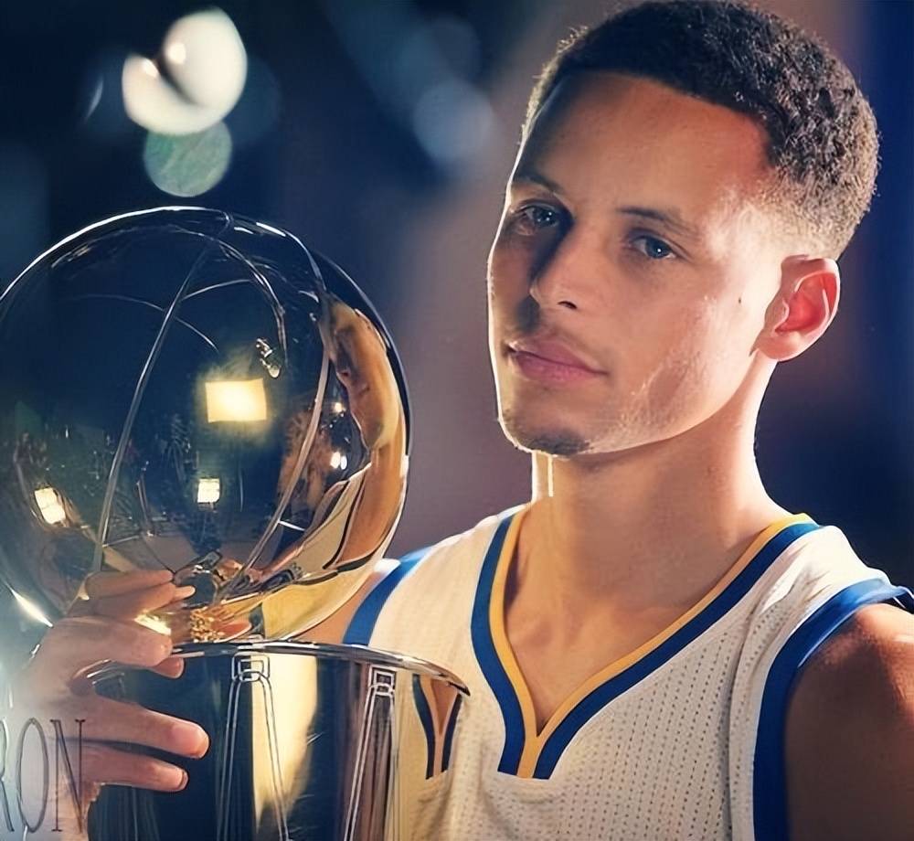 地区监管趋 地区监管趋